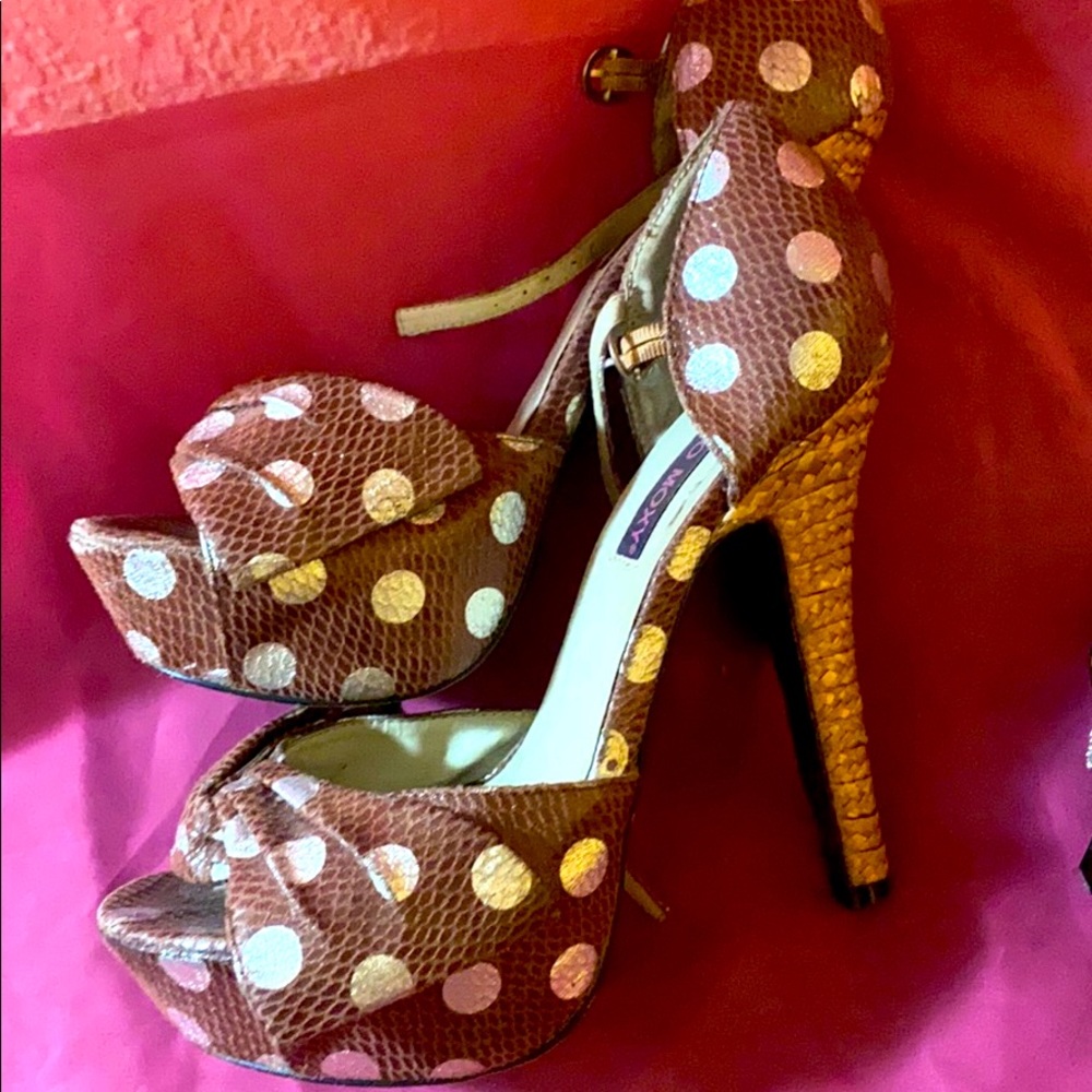Polkadot Heels with bow